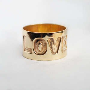 wide band gold ring